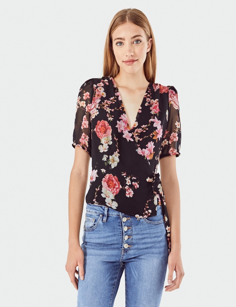 BLUSA FLOWERS LOVE